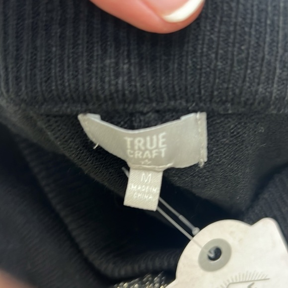 True Craft, Women’s Black 100% Acrylic sweater Joggers, 10”rise, 28”Inseam, Sz M - Picture 7 of 11